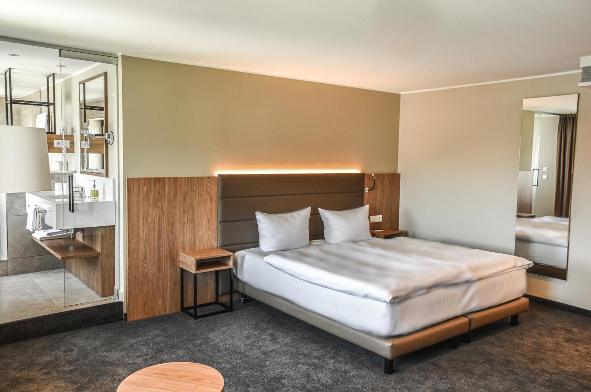 Hotel Ross 슈바인푸르트 외부 사진